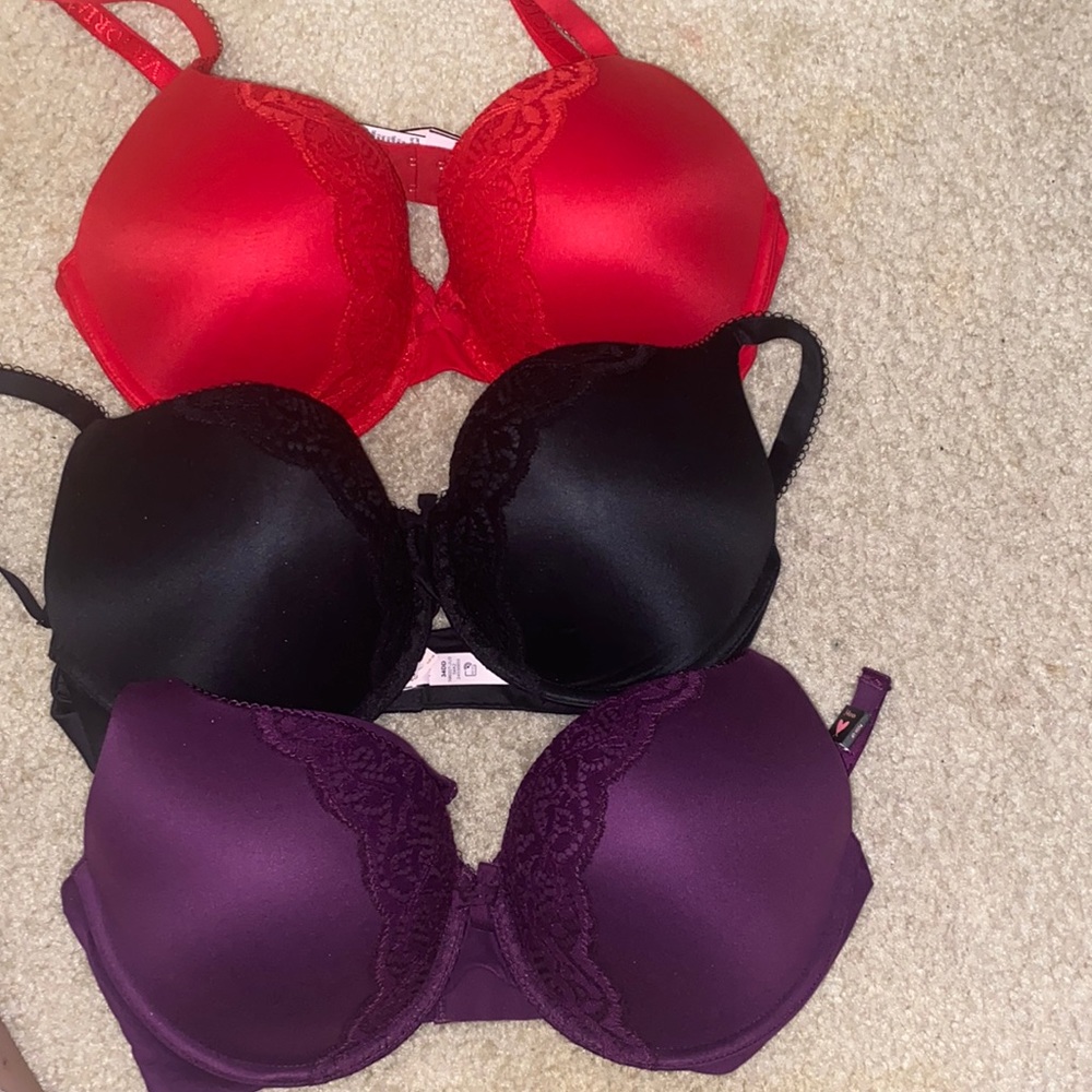 Brand new VS bras